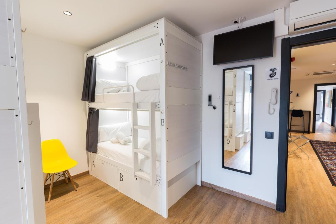 Airhostel Barcelona Airport 24H El Prat de Llobregat Extérieur photo