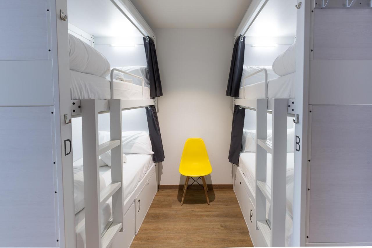 Airhostel Barcelona Airport 24H El Prat de Llobregat Extérieur photo